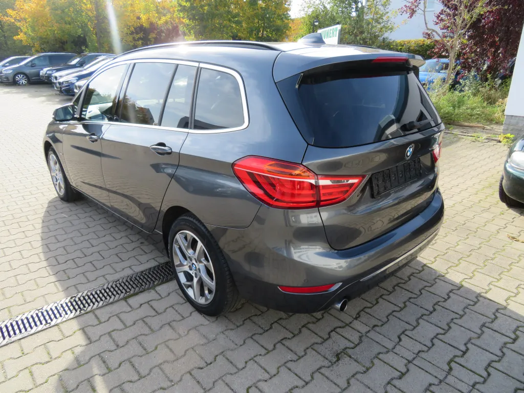 BMW 216 GRAN TOURER I LUXURY LINE*NAVI*KAMERA*LEDER Image 4