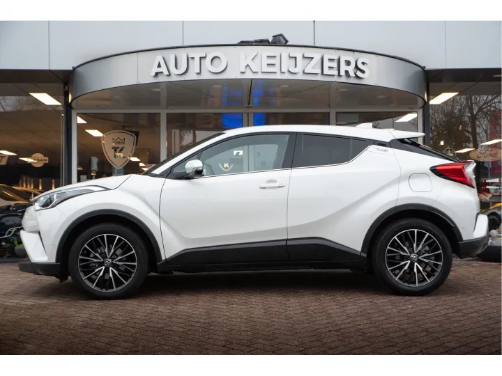 Toyota C-HR 1.2 Executive  Image 3