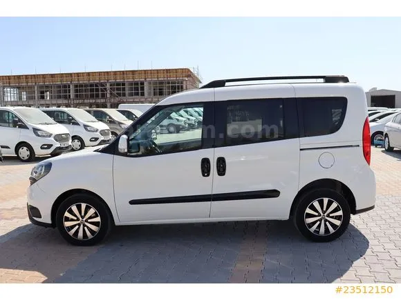 Fiat Doblo Doblo Combi 1.6 Multijet Premio Plus Image 2